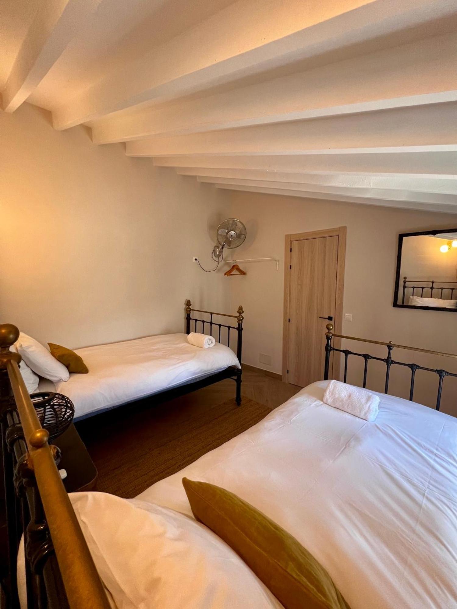 Casa de Férias Renovated Cinema Town House In Comares Málaga