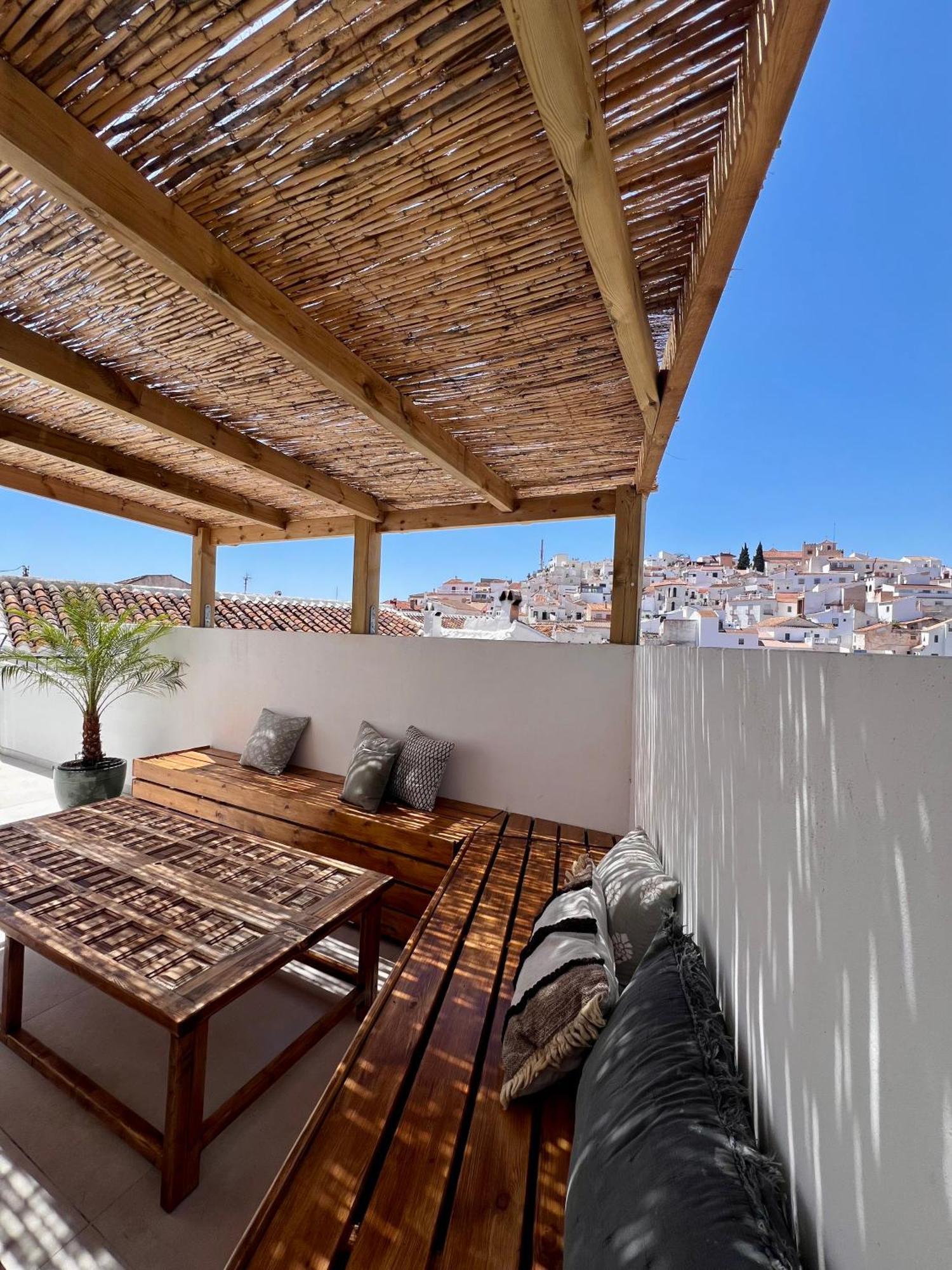 Casa de Férias Renovated Cinema Town House In Comares Málaga